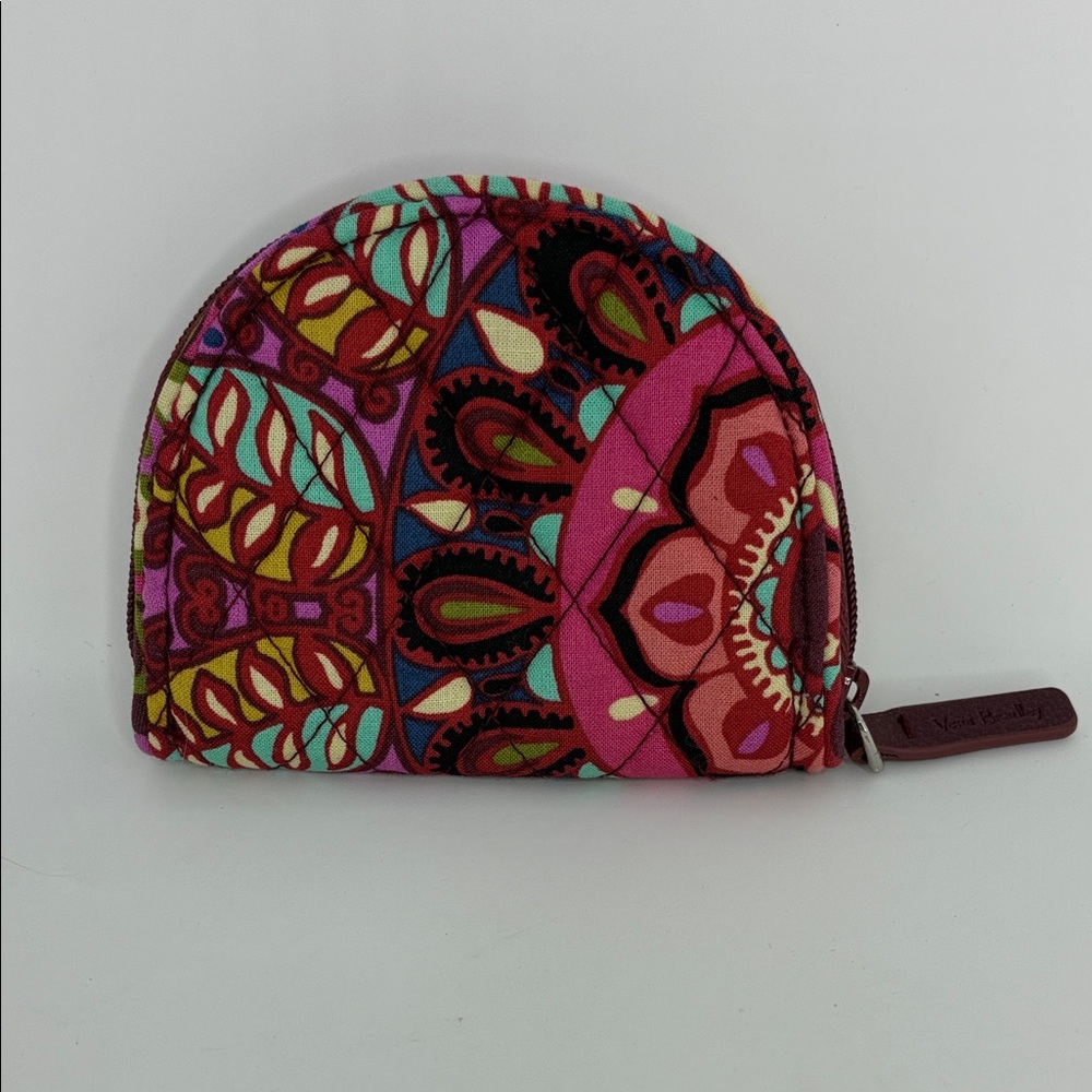 NWOT Vera Bradley Resort Medallion zip coin purse in quilted cotton